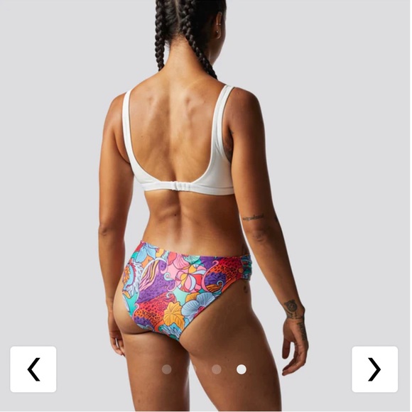 Born Primitive The Shallows Bikini Top (white) size L - Picture 4 of 4